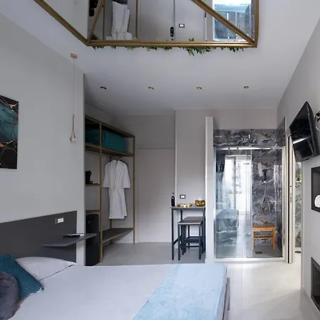Ladi House 3* Nola