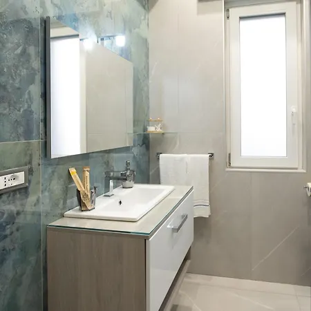 Bed & Breakfast Ladi House 3*