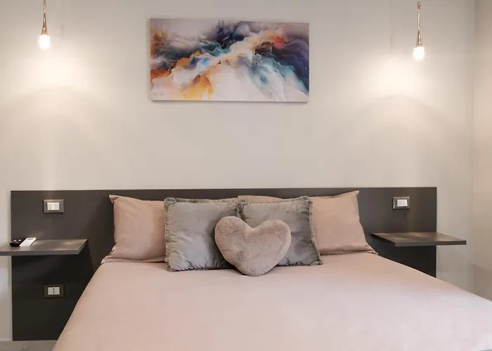 Couette-café Ladi House